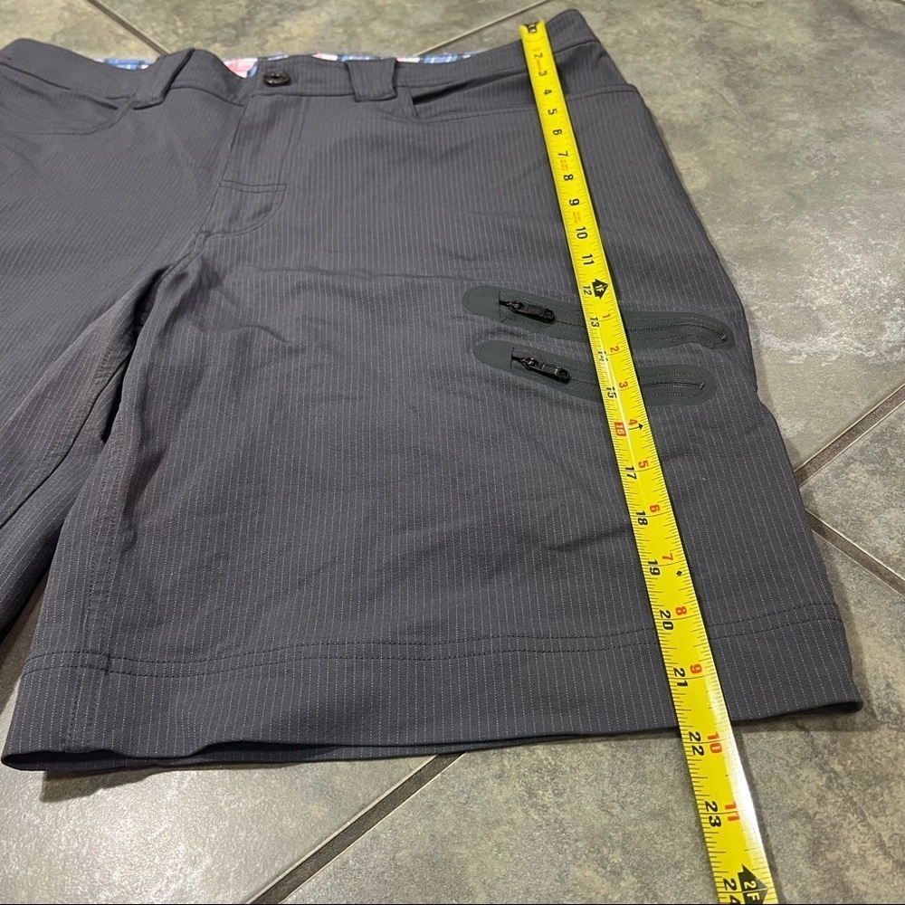 Lululemon Athletica Cadence Men 38 Gray Performance Shorts Stretch Pockets - Picture 2 of 9